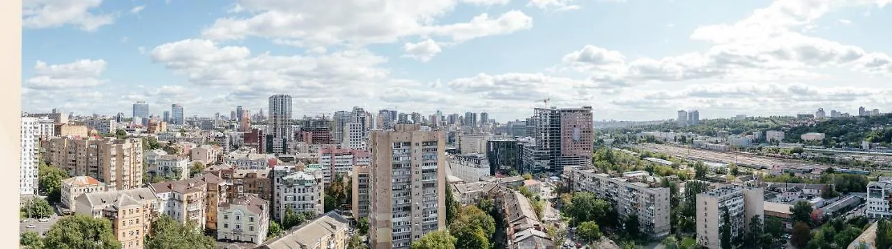 Pearl Premium Apartments 4 كييف 0*,